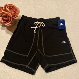 CHAMPION NWT Size S Black 7” Global Explorer Shorts